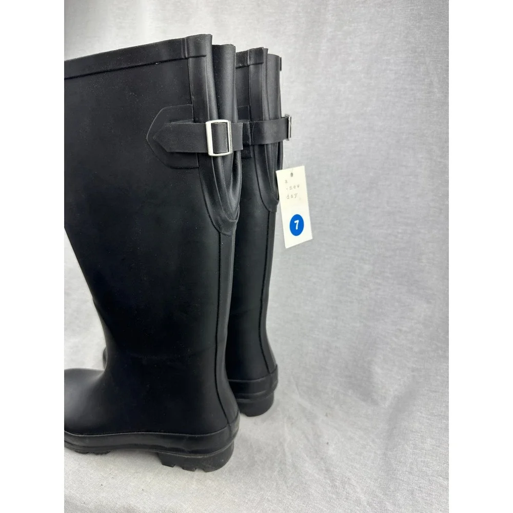 A New Day Women Black Rubber Rain Boots Matte Tall Waterproof Side Buckle Size 7